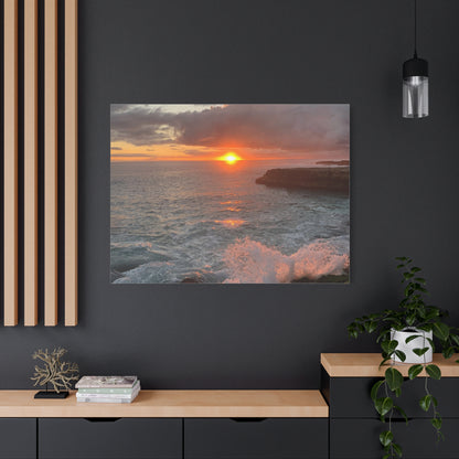 Hyacinth Photography “Sunset on Oahu” Matte Canvas, Stretched, 1.25"