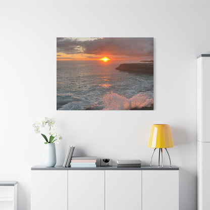 Hyacinth Photography “Sunset on Oahu” Matte Canvas, Stretched, 1.25"