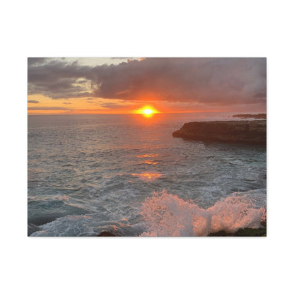 Hyacinth Photography “Sunset on Oahu” Matte Canvas, Stretched, 1.25"