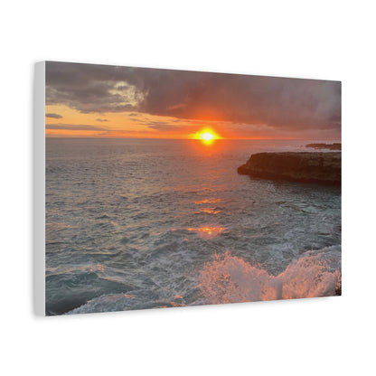 Hyacinth Photography “Sunset on Oahu” Matte Canvas, Stretched, 1.25"